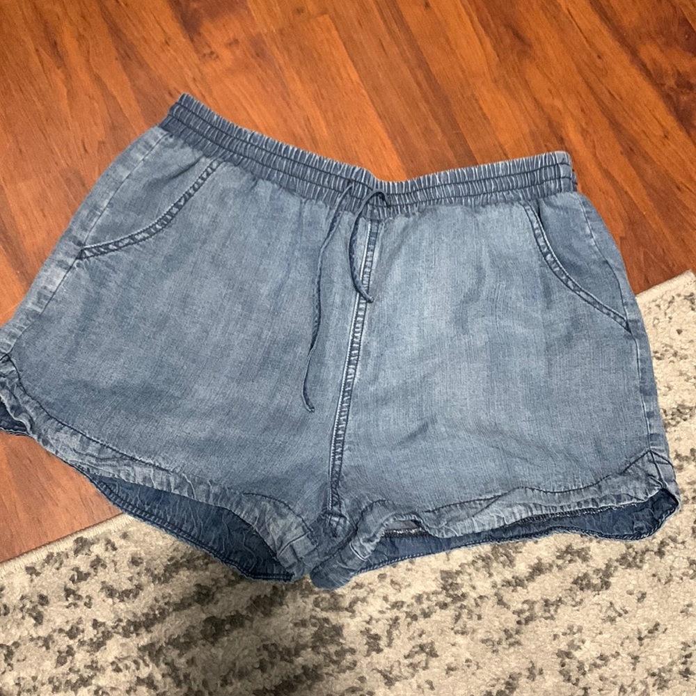 Womens Short